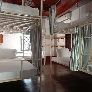 Backpackers & Travel Hostel