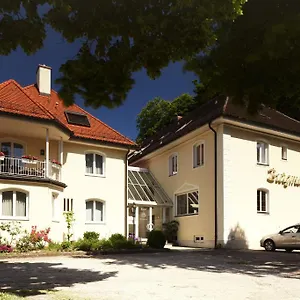 hotel-burgmeier.com-bavaria.com/